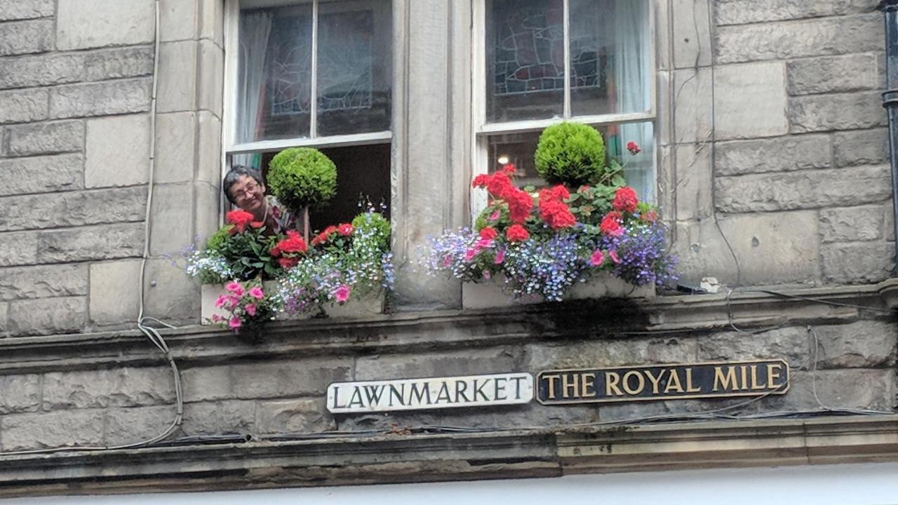 Royal Mile Apartment, 1 Minute From The Castle. Édimbourg